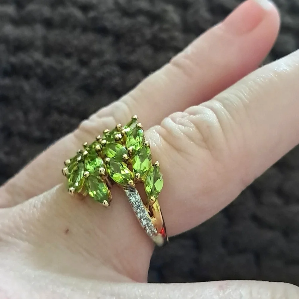 Arizona Peridot Leaf Cluster Ring in Vermeil Yellow Gold Over Sterling Silver
